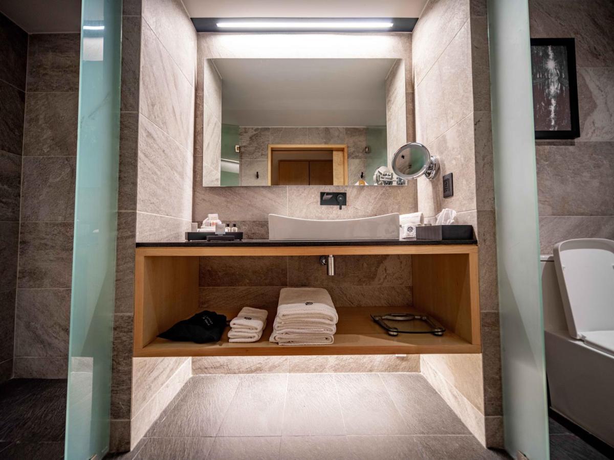 Hotel Galeria Plaza San Jeronimo Meksyk Zewnętrze zdjęcie Bathroom