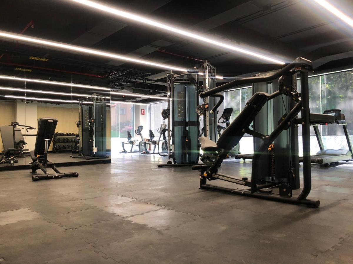 Hotel Galeria Plaza San Jeronimo Meksyk Zewnętrze zdjęcie The gym at the hotel