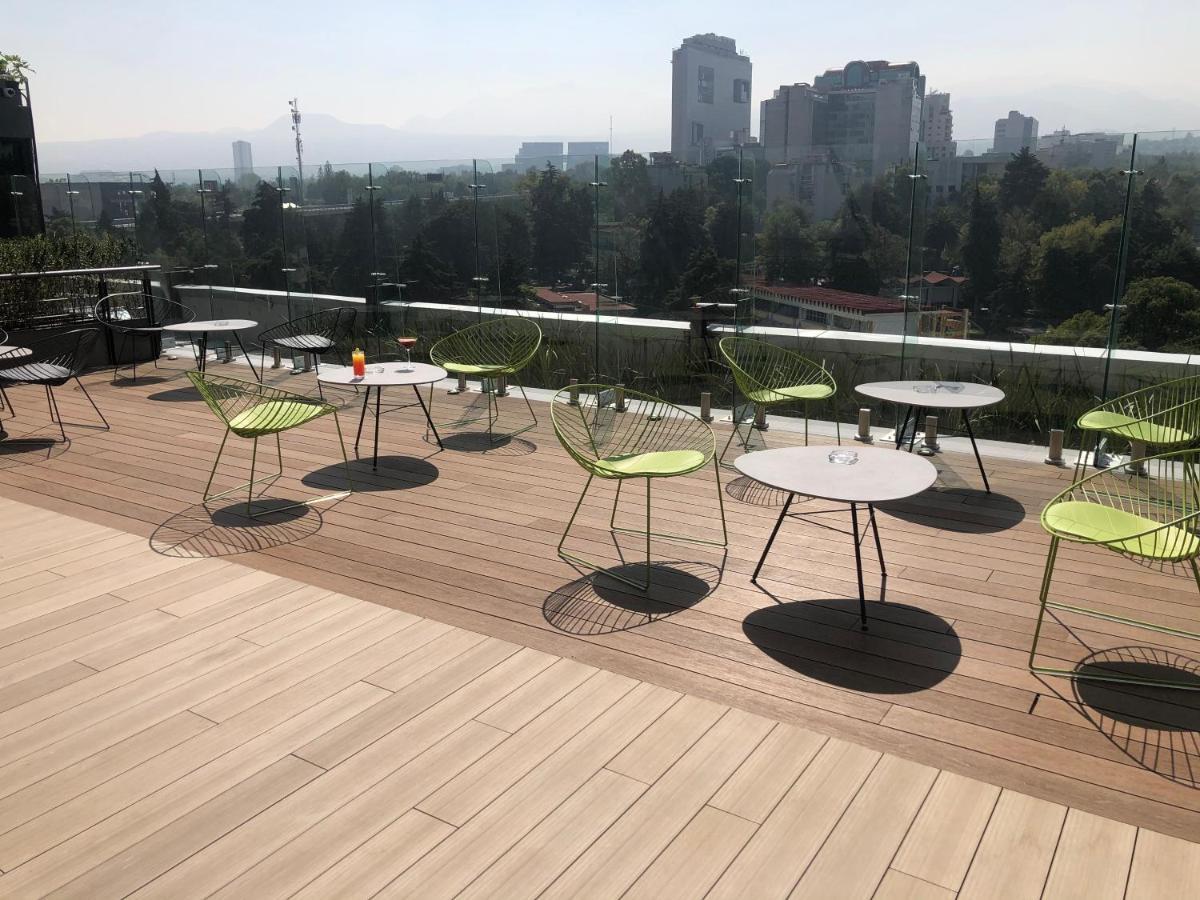 Hotel Galeria Plaza San Jeronimo Meksyk Zewnętrze zdjęcie Rooftop bar at the hotel