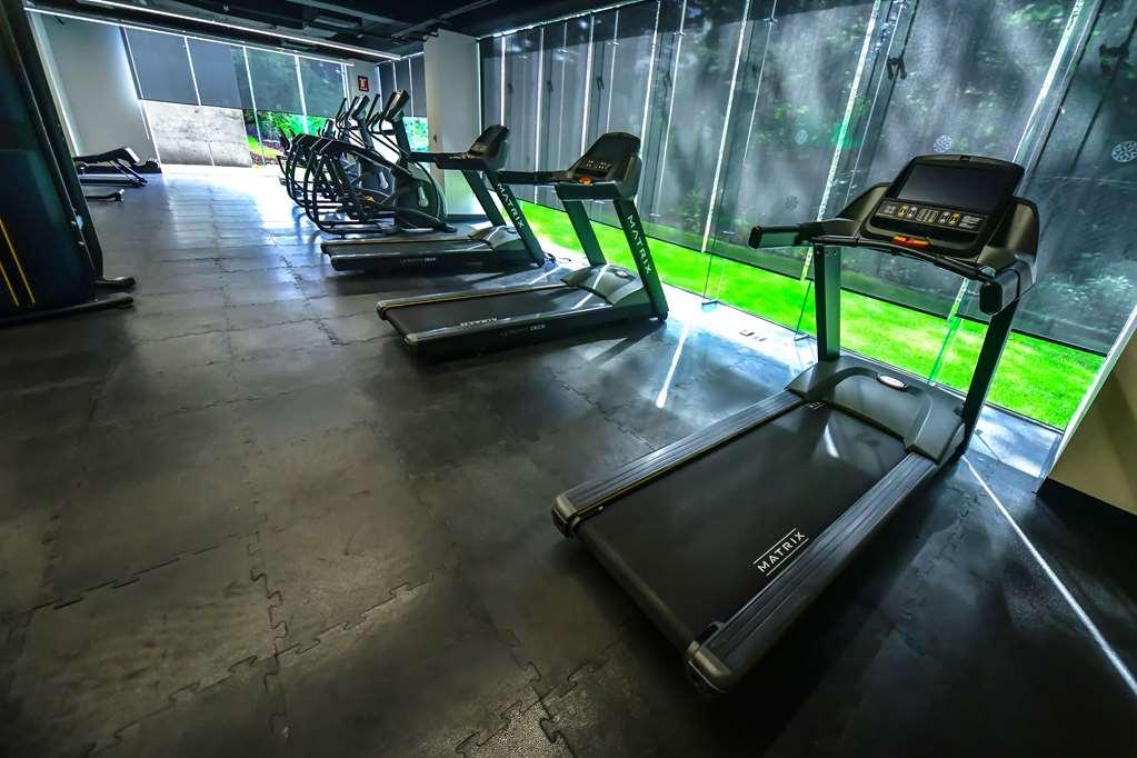 Hotel Galeria Plaza San Jeronimo Meksyk Udogodnienia zdjęcie A treadmill
