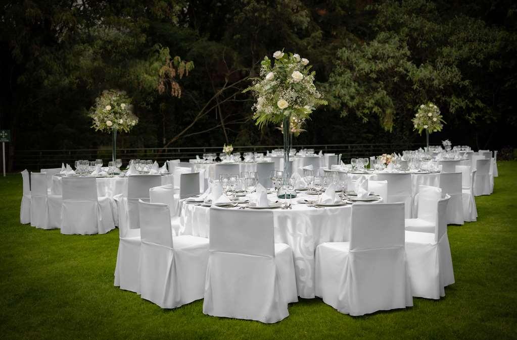 Hotel Galeria Plaza San Jeronimo Meksyk Udogodnienia zdjęcie Wedding reception at the hotel